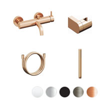 Настенный смеситель для ванны Espirit ES 022 с душевым набором